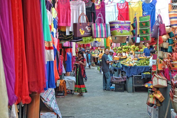 Full-day Private Mauritius Shopping Tour: including a Visit to the Capital City - Key Points  