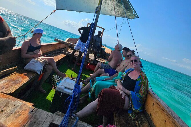 Full Day Private Safari Blue Ocean Trip with Lunch - The Sum Up