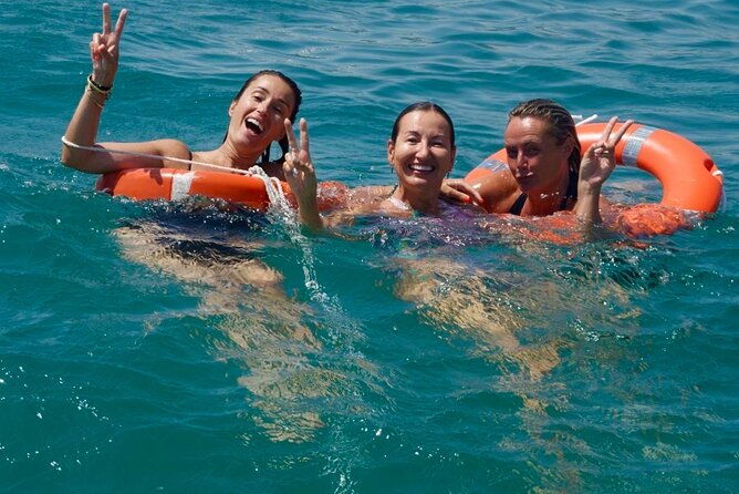 full-day-private-sailboat-tour-from-sitges-4