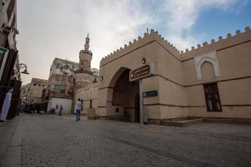 Full Day Private Tour: Adventure & Luxury in Charming Jeddah - A Day in the Life of Jeddah’s Highlights