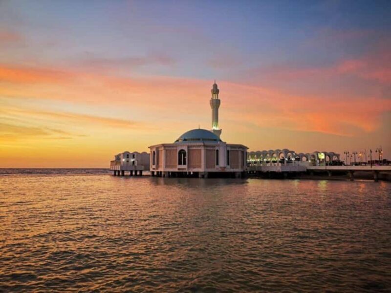 Full Day Private Tour: Adventure & Luxury in Charming Jeddah - Modern Waterfront & Leisure Time