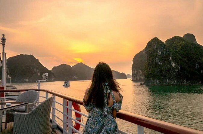 Full-Day Private Tour Explore Halong Bay - Authentic Insights from Reviewers