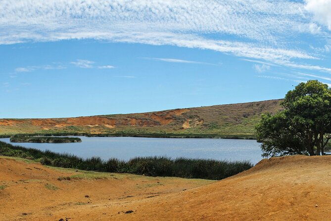 full-day-private-tour-factory-of-the-moai-the-stone-giants