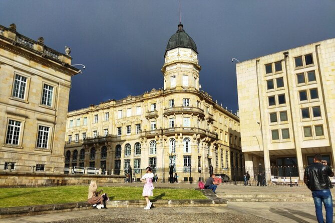 full-day-private-tour-historical-center-la-candelaria-and-monserrate
