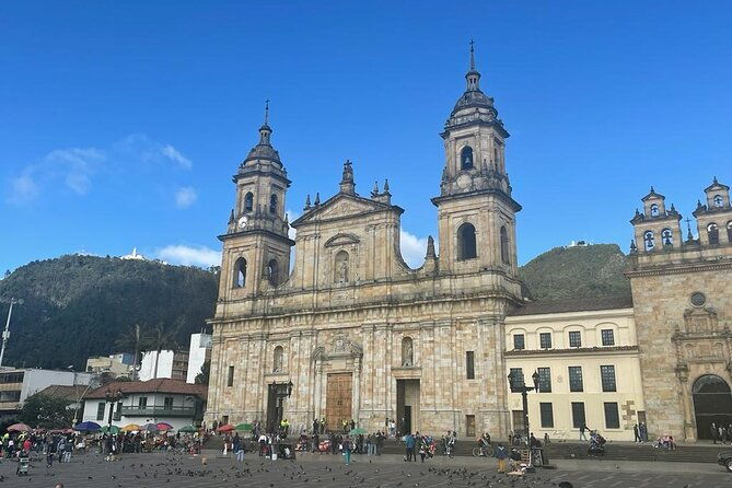 full-day-private-tour-historical-center-la-candelaria-and-monserrate