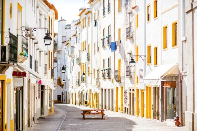 full-day-private-tour-in-evora-with-winery-tour-from-lisbon
