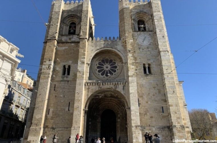 full-day-private-tour-in-lisbon-3