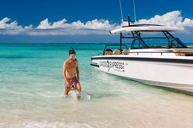 full-day-private-tour-in-turks-and-caicos-in-a-luxury-axopar