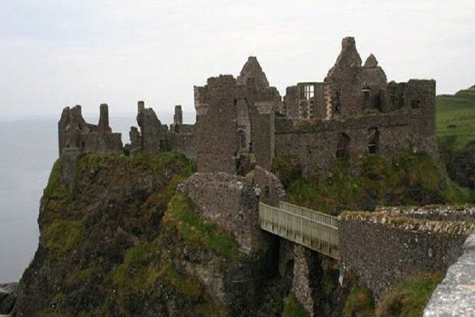 full-day-private-tour-of-giants-causeway-with-pick-up-2