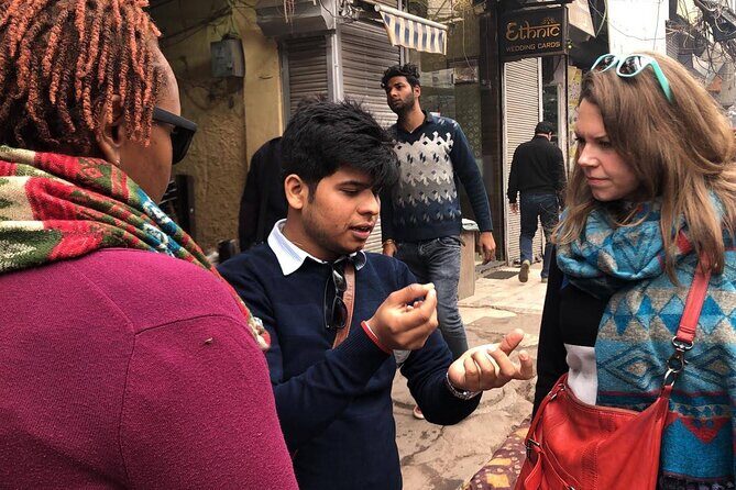 Full Day Private Tour Of Old & New Delhi - The Authentic Experience