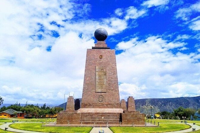 full-day-private-tour-of-the-city-of-quito-with-a-guide