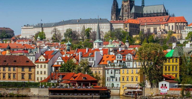 full-day-private-tour-through-prague