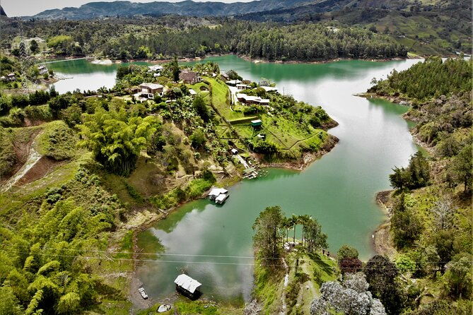 full-day-private-tour-to-guatape-and-el-penol