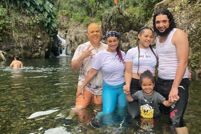 full-day-private-tour-to-tinajas-waterfalls-in-el-yunque