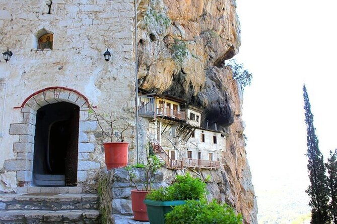 full-day-private-trip-to-traditional-villages-in-arcadia-clifftop-monastery