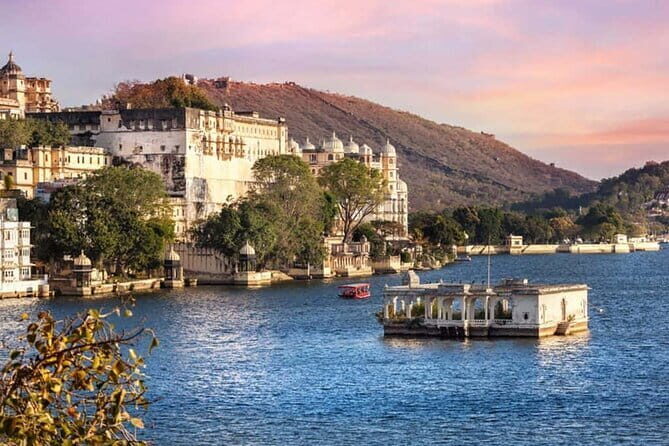 Full-Day Private Udaipur Sightseeing Tour with Optional Guide - Exploring Udaipur in a Day: A Practical and Authentic Tour Experience