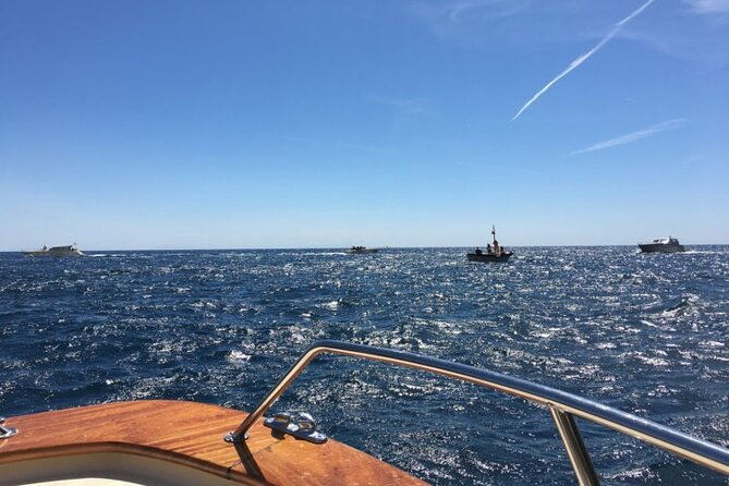 full-day-private-vip-boat-tour-to-capri