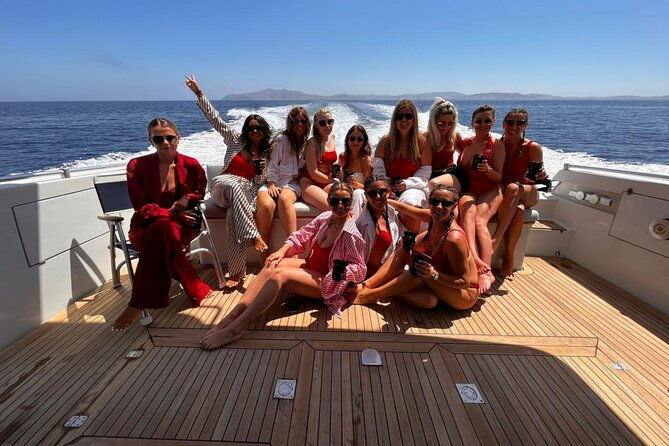 full-day-private-yacht-cruise-in-mykonos-on-a-ferretti-altura-52s
