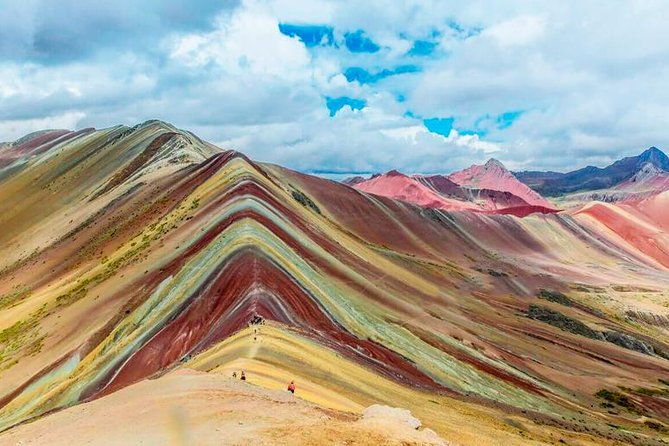 full-day-rainbow-mountain-tour-from-cusco