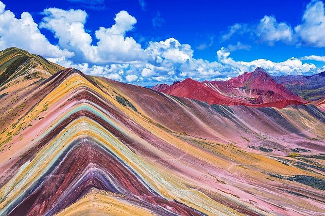 full-day-rainbow-mountain-tour-group-service
