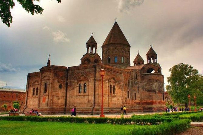 full-day-rent-car-with-driver-service-around-armenia-8-10-hrs