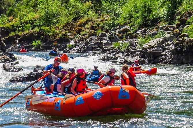 full-day-rogue-river-hellgate-canyon-raft-tour-2