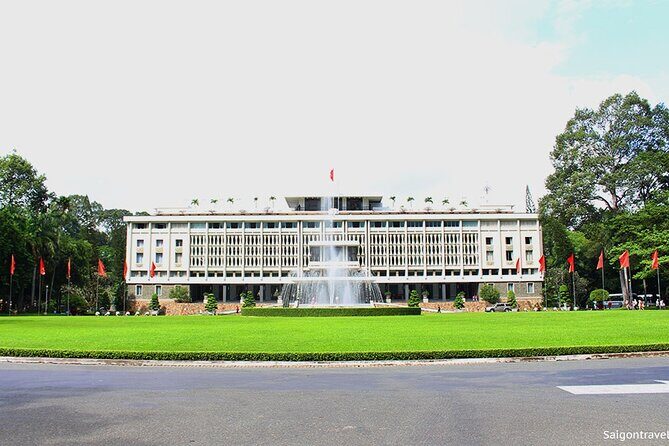 Full Day Saigon Discovery - Starting the Day: From Central Ho Chi Minh City to History and Culture