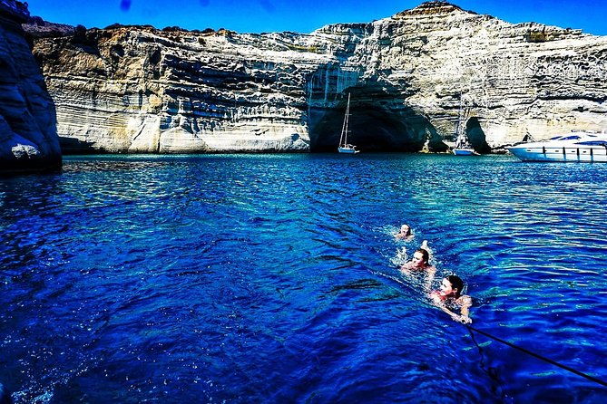 full-day-sailing-cruise-on-the-west-side-of-milos-island