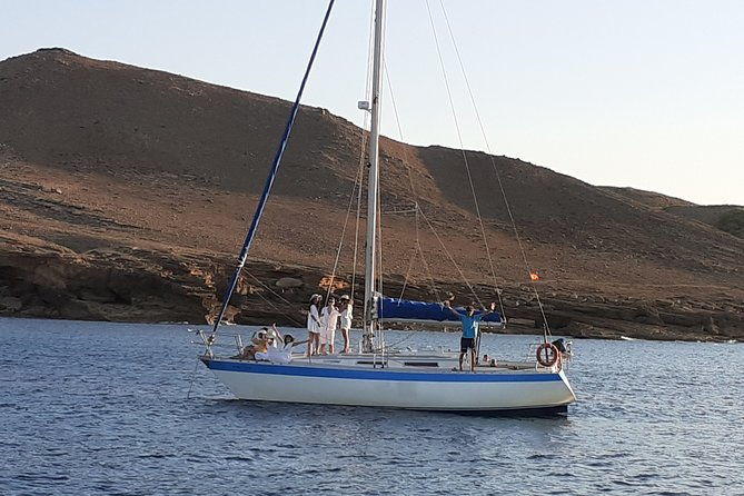 full-day-sailing-yacht-trip-in-menorca