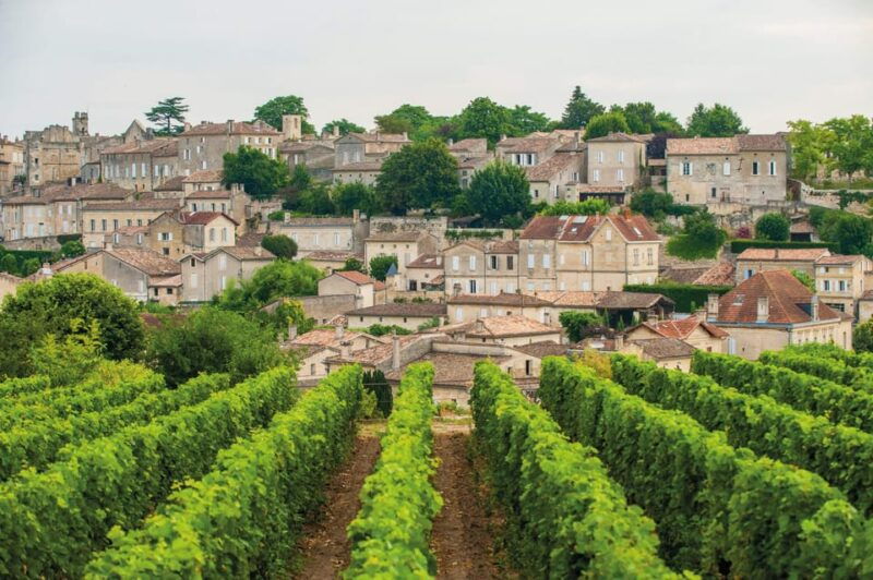 full-day-saint-emilion-village-undergrounds-and-chateaux-2