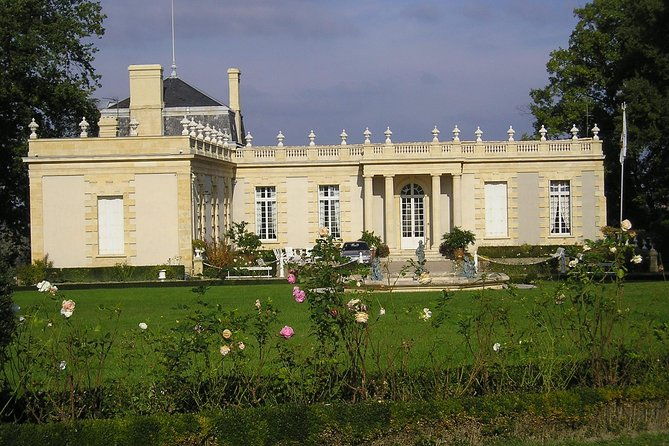 full-day-saint-emilion-village-undergrounds-and-chateaux