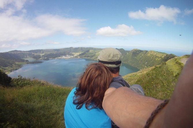full-day-sete-cidades-and-lagoa-do-fogo-private-4wd-tour-with-lunch