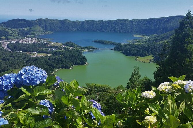 full-day-sete-cidades-crater-lake-and-fire-crater-lake-private-tour