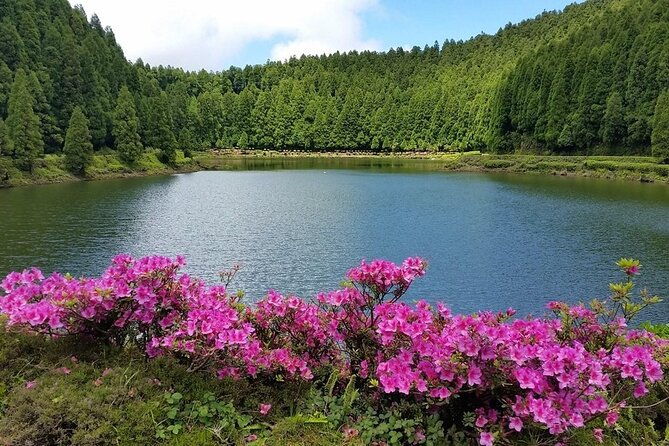 full-day-sete-cidades-crater-lake-and-fire-crater-lake-private-tour