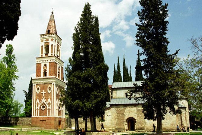full-day-signagi-and-bodbe-tour-in-kakheti-from-tbilisi