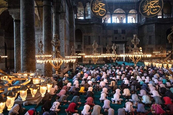 full-day-small-group-guided-tour-to-famous-mosques-in-istanbul-2