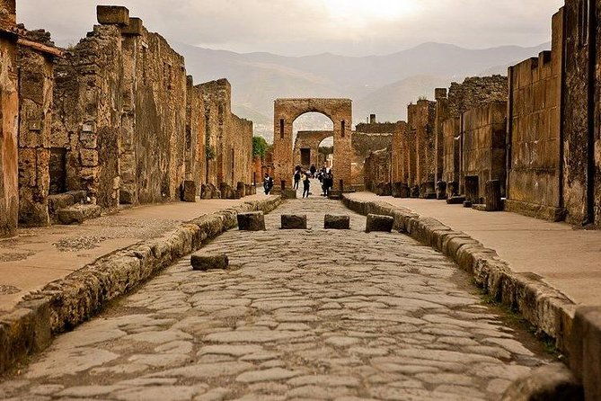 full-day-small-group-pompeii-tour-from-sorrento-with-local-wine-tasting