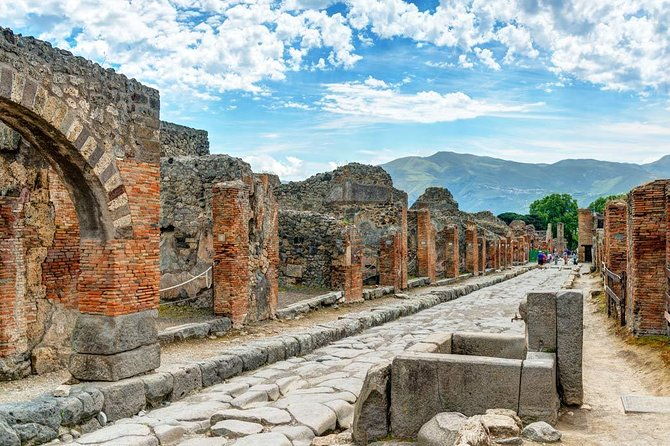 full-day-small-group-pompeii-tour-from-sorrento-with-local-wine-tasting