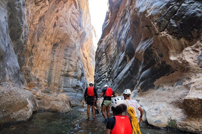 Full Day - Snake Canyon Adventure Tour in Jebel Shams region - How the Tour Stands Out