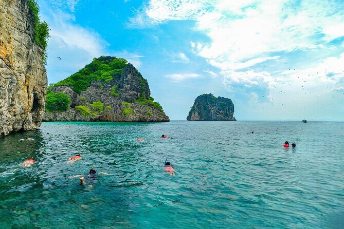 Full Day Snorkeling Tour to KohRok and KohHaa from KohLanta - Who Is This Tour Best Suited For?