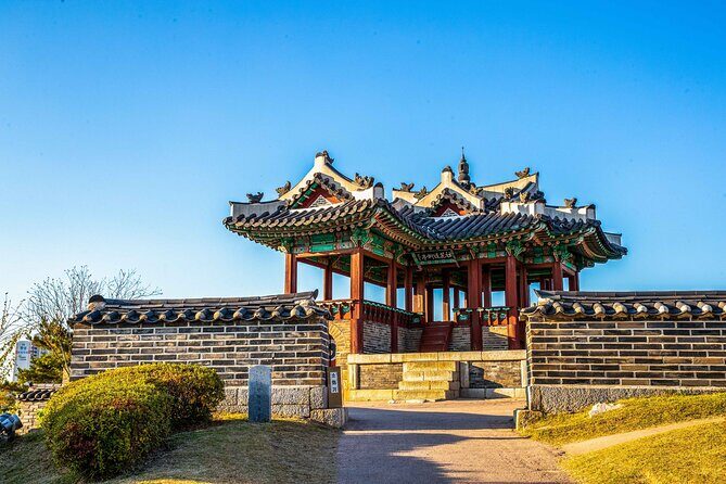 Full Day Suwon Hwaseong and Yellow Spring Flower Festival Tour - Exploring the Full Day Suwon Hwaseong and Yellow Spring Flower Festival Tour