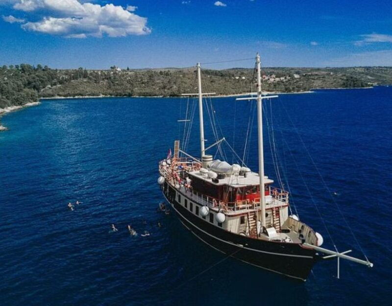 full-day-swimming-and-snorkeling-tour-in-split