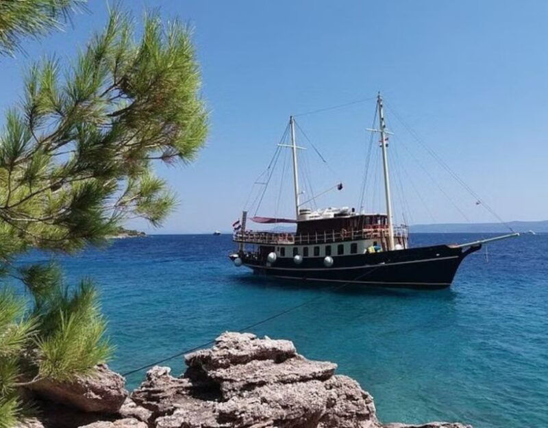 full-day-swimming-and-snorkeling-tour-in-split