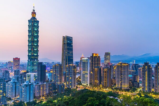 Full Day Taipei Private Tour Culture, Markets & Scenic Highlights - Key Points