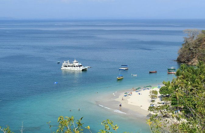 full-day-tortuga-island-cruise-from-san-jose