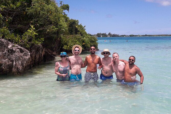Full Day Tour 5 Island to Ile Aux Cerfs Incl. Lunch and Transfer - The Sum Up