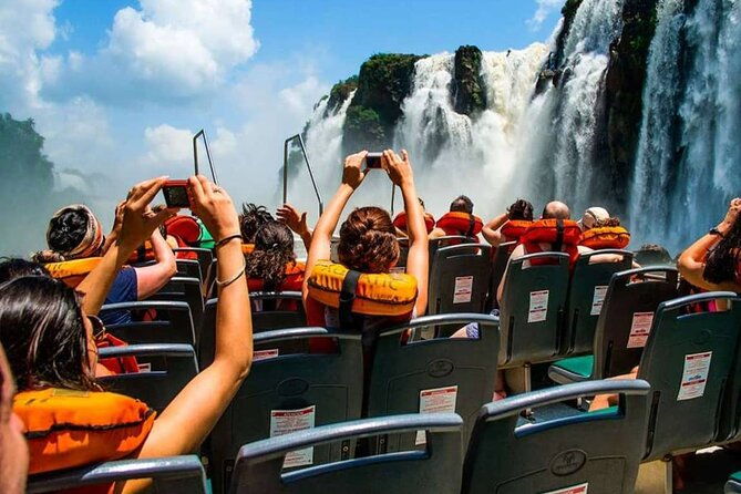 full-day-tour-argentinean-iguazu-falls-with-4x4-jungle-adventure