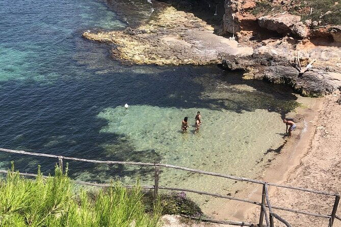 full-day-tour-by-car-and-walking-among-the-apulian-beauties