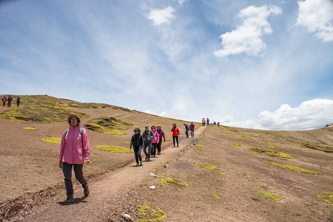 full-day-tour-by-easy-route-to-the-palccoyo-rainbow-mountain