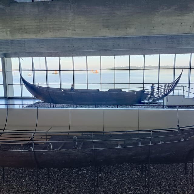 full-day-tour-castle-cathedral-and-viking-ships-tour